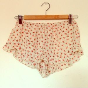 RARE brandy melville cream floral vodi shorts